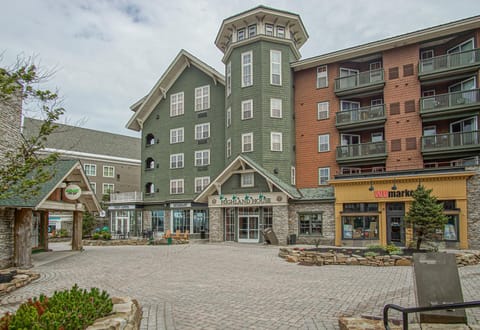 Property building, Day