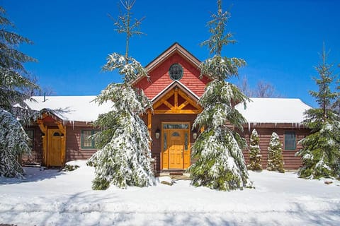 Property building, Day, Winter