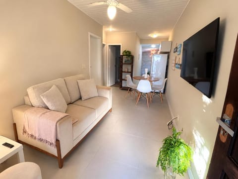 Communal lounge/ TV room, TV and multimedia, Living room, Seating area
