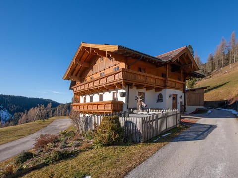Property building, Winter