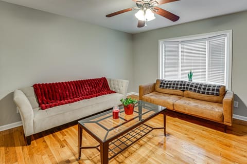 Fire Pit and Yard Peaceful Bluegrass Escape! House in Lexington