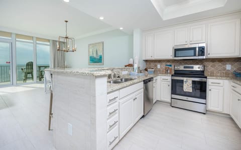 Phoenix Gulf Towers 1202 Apartment in Orange Beach