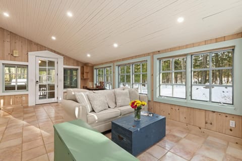 Peaceful, Curated Lakes Region Hideaway House in Meredith