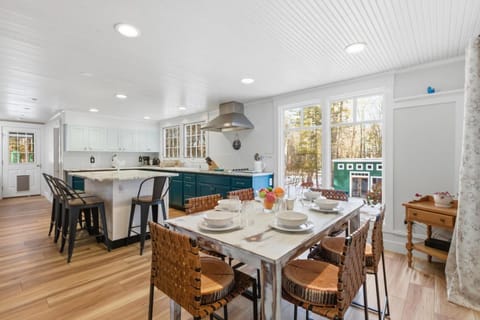 Peaceful, Curated Lakes Region Hideaway House in Meredith