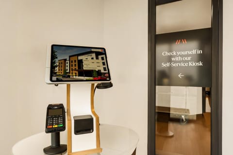 LivAway Suites Phoenix-Glendale Hotel in Glendale