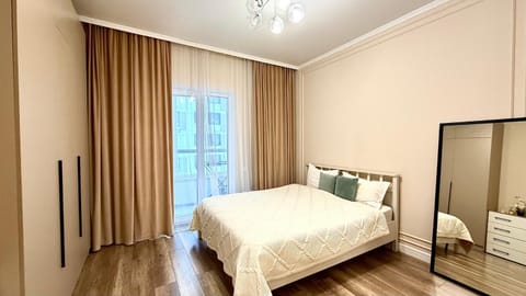 Bed, Photo of the whole room, Bedroom, wardrobe