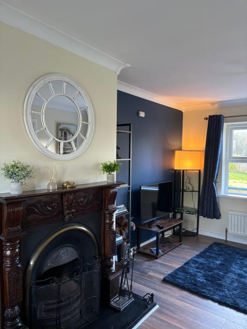 StoneHaven Townhouse House in Donegal City