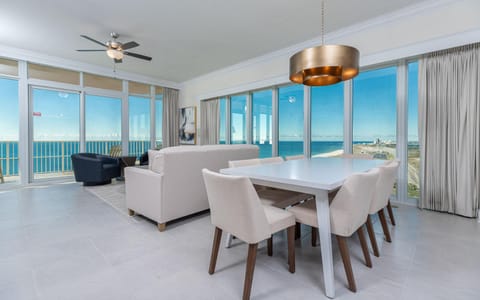 Phoenix Gulf Towers 1701 Apartment in Orange Beach
