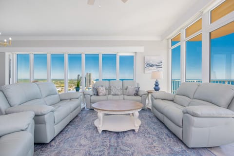 Phoenix Gulf Towers 2208 Apartment in Orange Beach