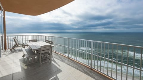 Phoenix Gulf Towers 2308 Apartment in Orange Beach