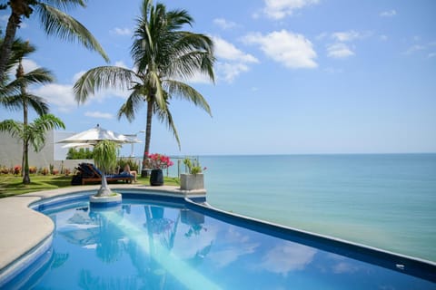Day, Natural landscape, Pool view, Sea view, Swimming pool