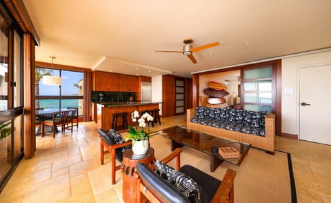 Living room, Dining area, kitchen