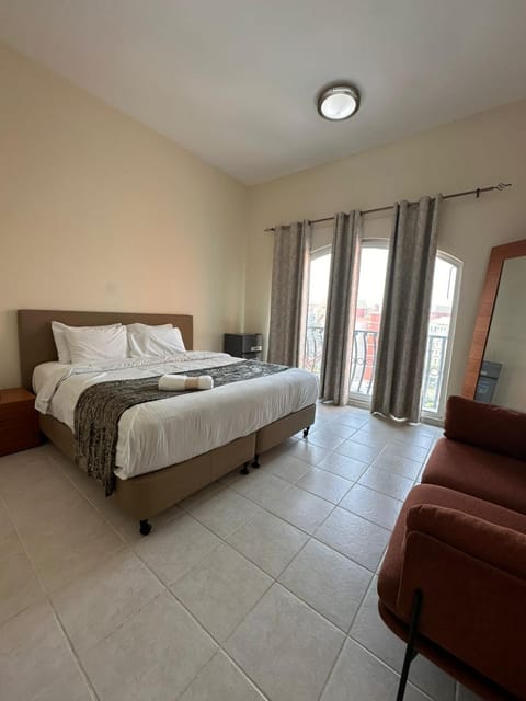 Executive Master bed Room With attached bathroom Hotel in Dubai