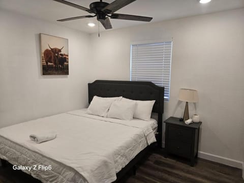 Home Away House in Lewisville