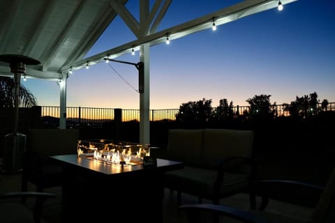 View (from property/room), Balcony/Terrace