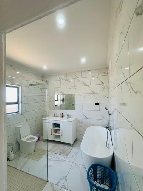 Bathroom, Bath