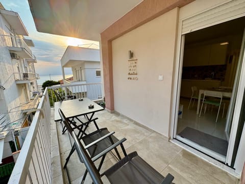 Property building, Day, View (from property/room), Balcony/Terrace, Balcony/Terrace