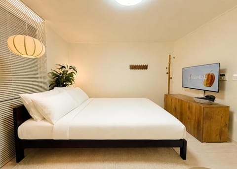 TV and multimedia, Bedroom