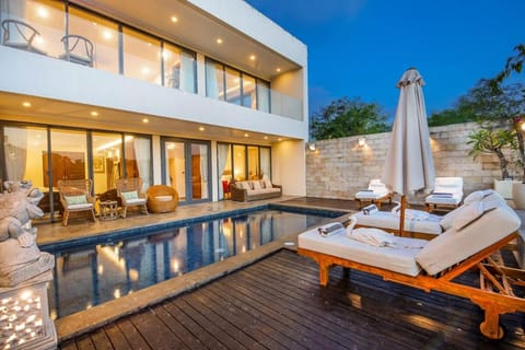 villa dreamland beach 300 meter private walk Villa in Kuta Selatan