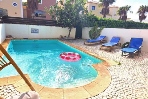 Garden, Swimming pool