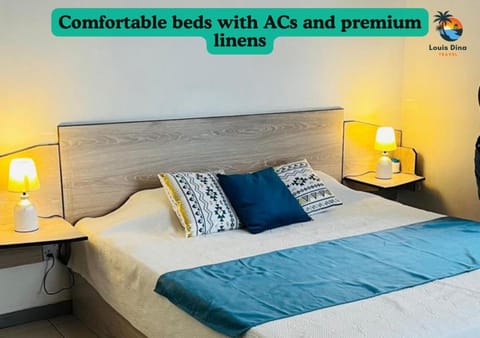 Bed, Photo of the whole room, Bedroom, Text overlay