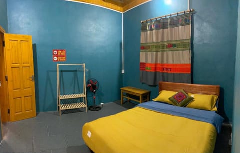 Property building, Restaurant/places to eat, Bedroom, Swimming pool, Breakfast