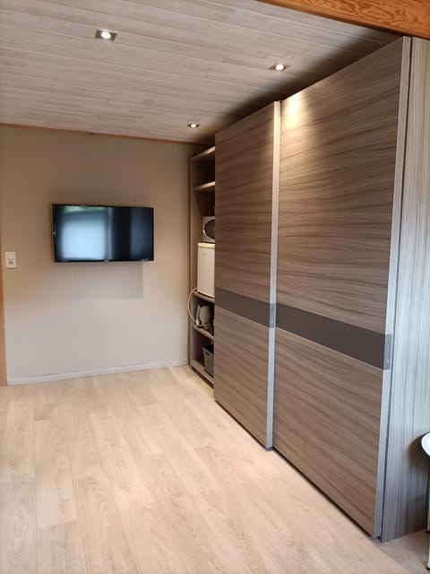 TV and multimedia, wardrobe