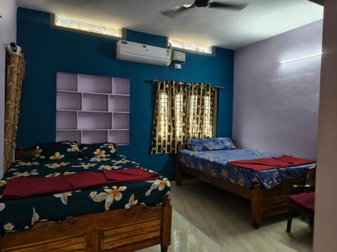 Photo of the whole room, Bedroom, Breakfast, air conditioner