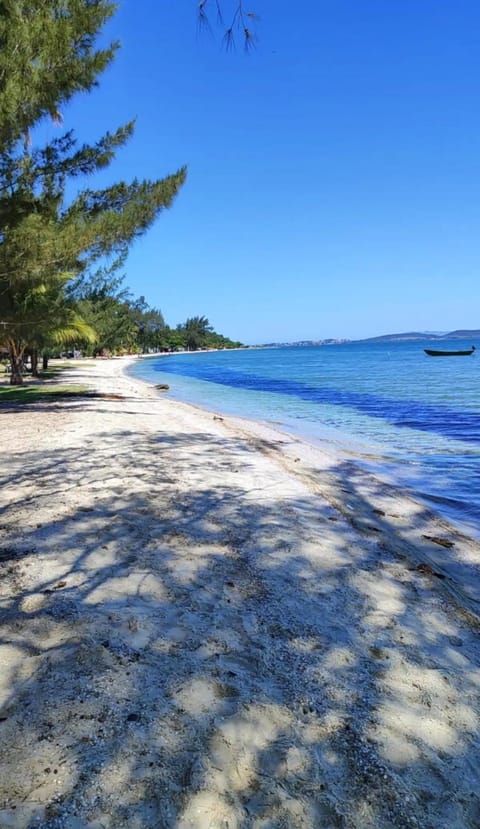 Charmosa e Aconchegante Edícula com Ar Condicionado House in São Pedro da Aldeia