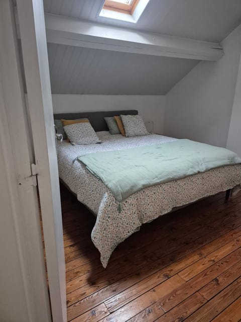 Appartement cosy -proche centre ville- nature Apartment in Cambrai