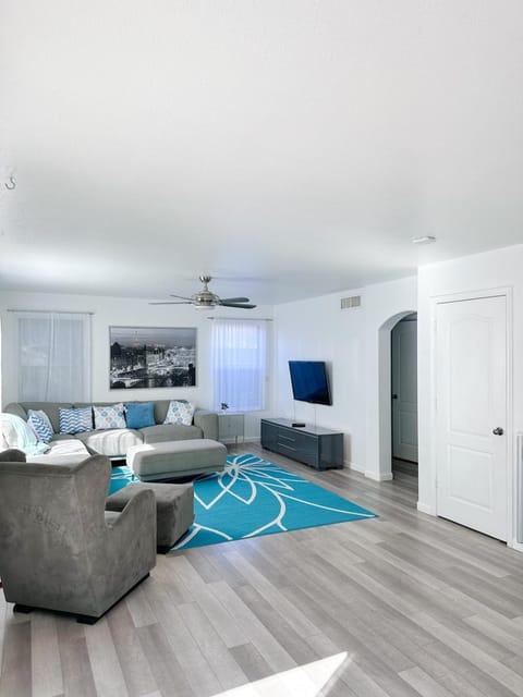 30 day rental perfect for work House in Goodyear