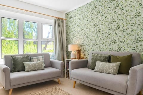 TV and multimedia, Living room, Seating area, River view, River view