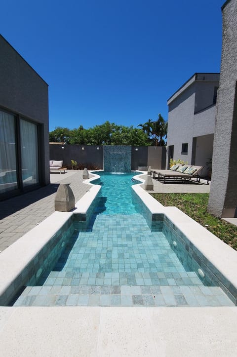 Swimming pool, Swimming pool