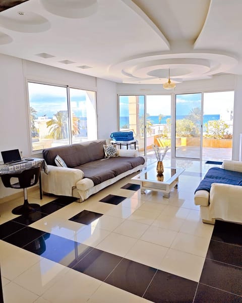 TV and multimedia, Balcony/Terrace, Living room, heating, air conditioner