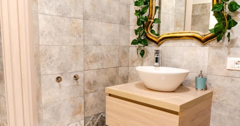 Casa Lannes by HappyHosTorino Apartment in Turin