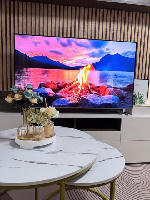 Communal lounge/ TV room, TV and multimedia, Evening entertainment