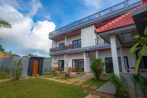 Property building, Garden