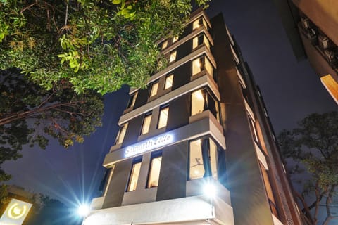 Property building, Night