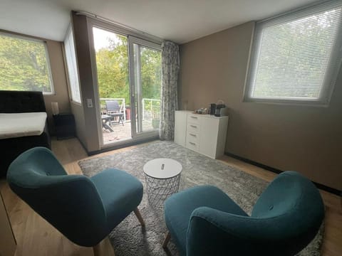 Cozy studio 40m2 - close to city center and park Apartment in Middelburg