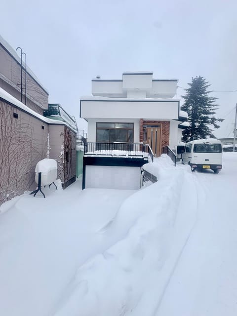 Property building, Day, Winter