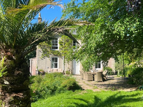Property building, Natural landscape, Garden, Garden view