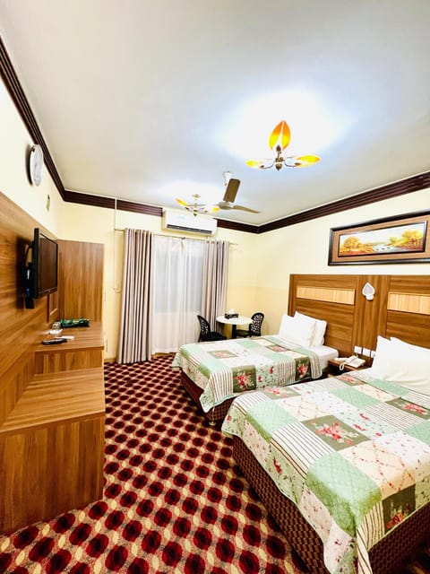 Bed, Photo of the whole room, Bedroom, towels, air conditioner