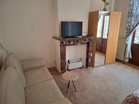 Chambres dans un Immeuble Vacation rental in Brussels