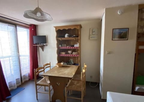 Charmant Studio Apartment in Jura