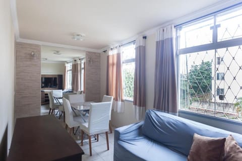 Communal lounge/ TV room, TV and multimedia, Living room, Seating area, Dining area