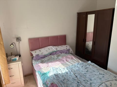 Treforest Cwtch House Vacation rental in Wales