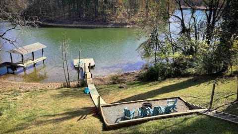 Stillwater Retreat Pet-Friendly waterfront home! House in Smith Mountain Lake