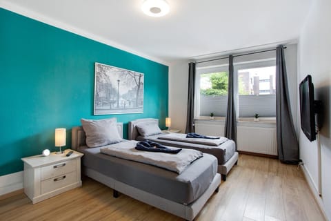 Living room, Bedroom