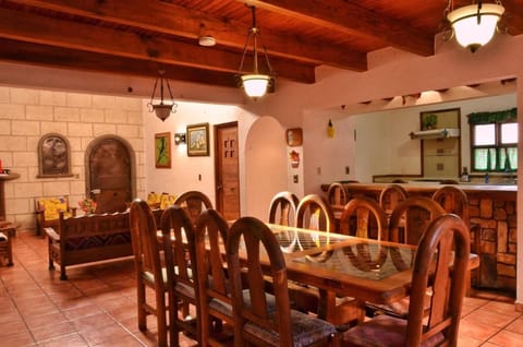 Great location 5min from the center,10fromVINEYARD House in Tequisquiapan
