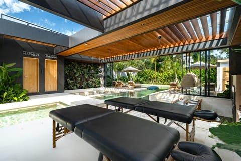 Day, Natural landscape, Massage, Massage, View (from property/room), Pool view, Swimming pool